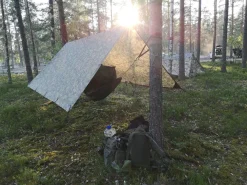 DD Hammocks Majoitteet ^ Frontline riippumatto