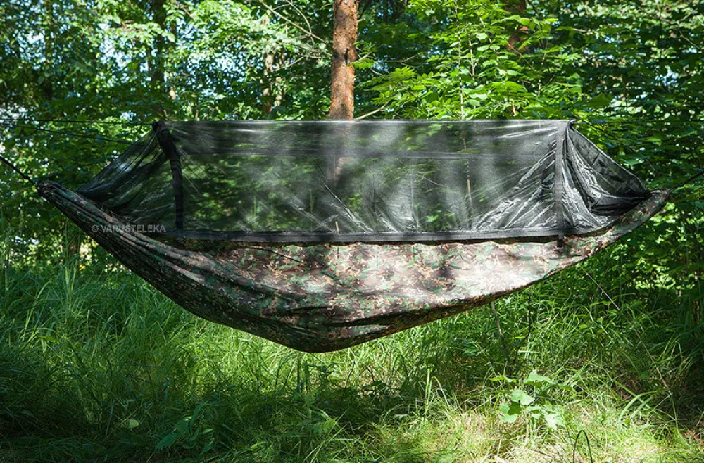 DD Hammocks Majoitteet ^ Frontline riippumatto, DD Multicam