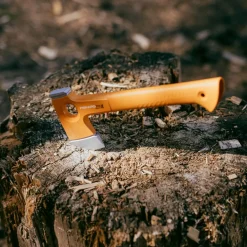 Fiskars Kirveet Ja Sahat ^ X13 superkevyt retkikirves