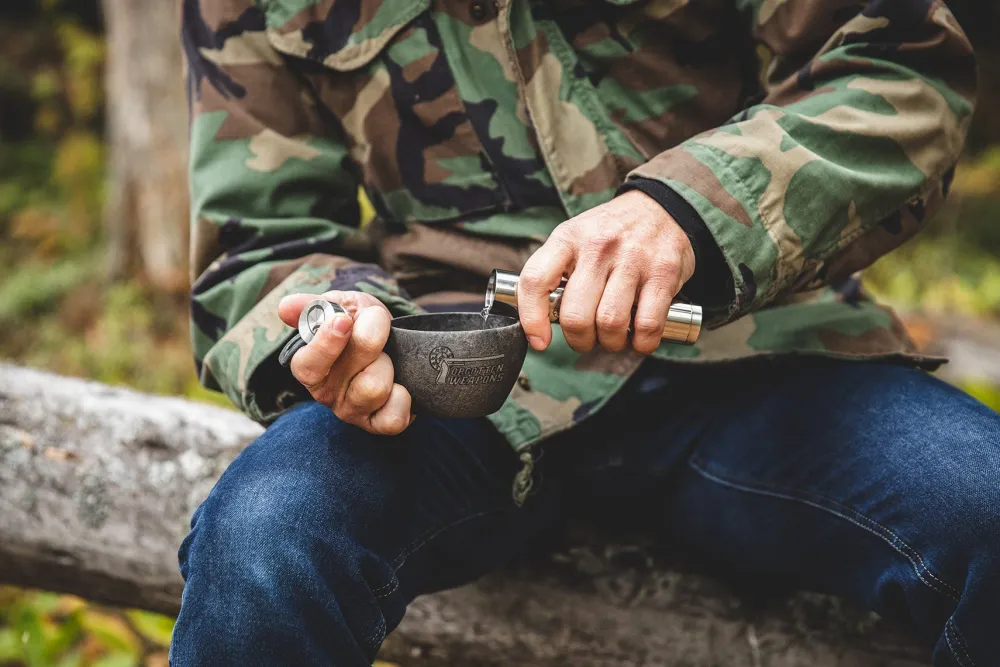 Forgotten Weapons Juomapullot ^ Ukkomatti 80 ryyppyputki
