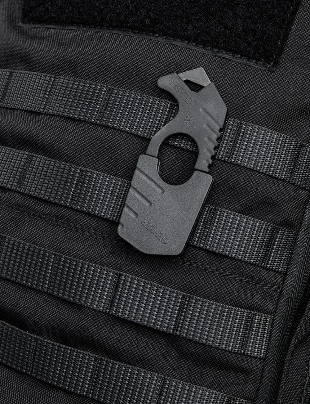 Gerber Puukot Ja Veitset ^ Strap Cutter, Black