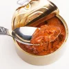 Kalakalle Retkiruoat ^ Savulohirouhe tomaattikastikkeessa, 235 g säilyke