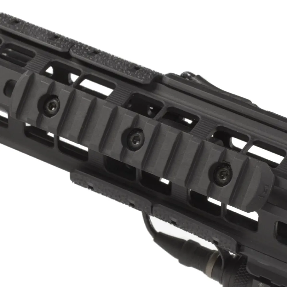 Magpul Muut Asetarvikkeet ^ M-LOK Polymer Rail Section kiinnityskisko