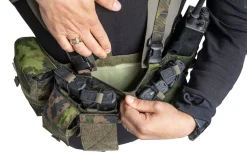 Velocity Systems Taistelu- Ja Suojaliivit ^ Mayflower UW Chest Rig
