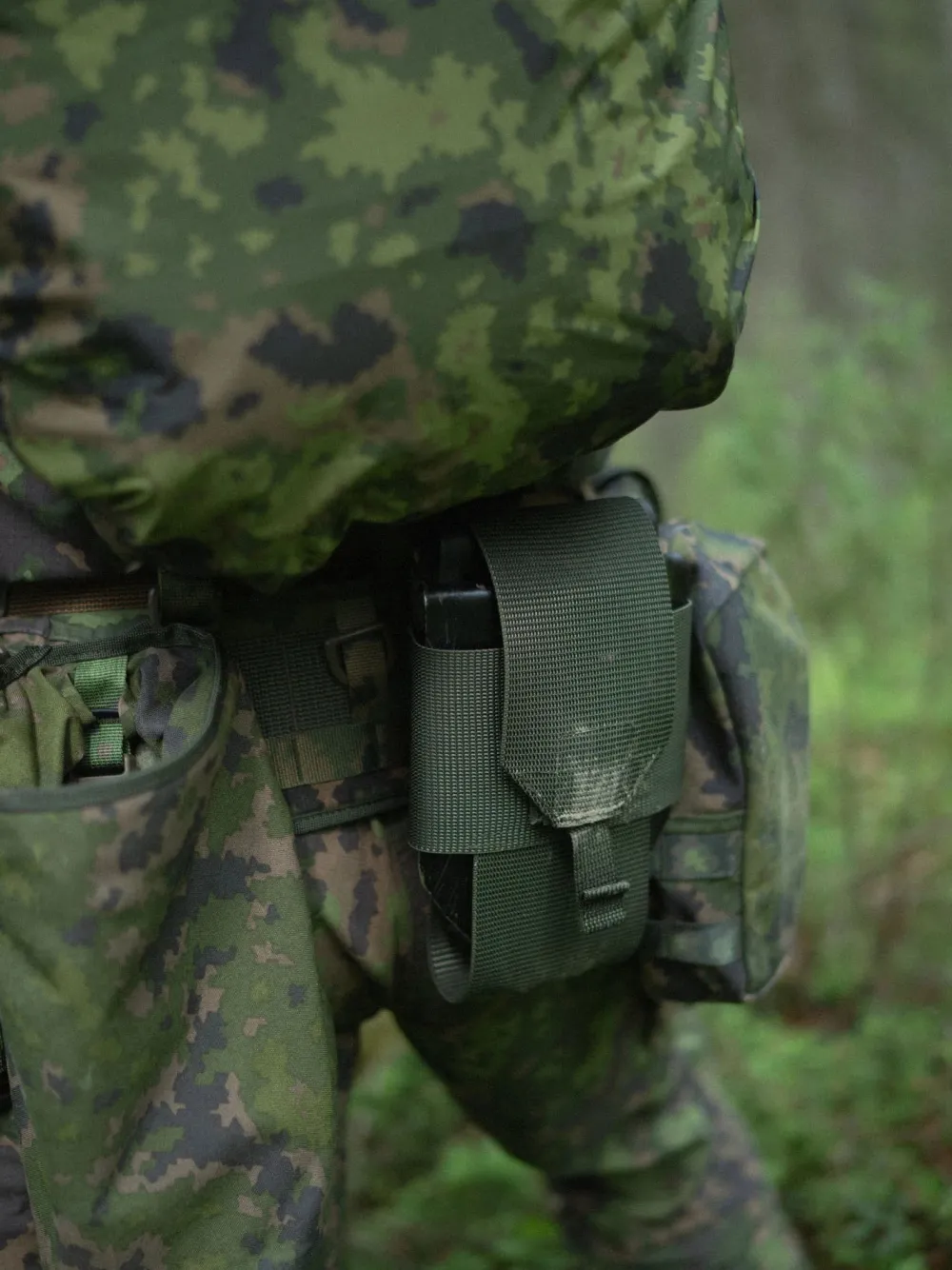 Savotta Taskut ^ Trifold E-tool pouch