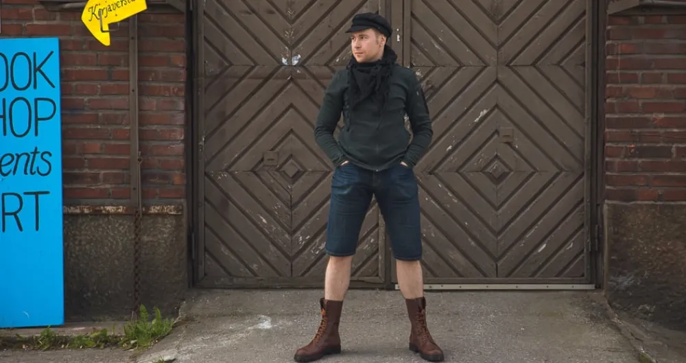 Särmä Housut ^ Kansan Farkkushortsit