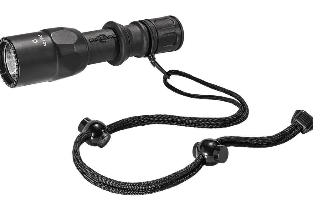 Surefire Valaisimet ^ G2ZX Combat Light taskulamppu
