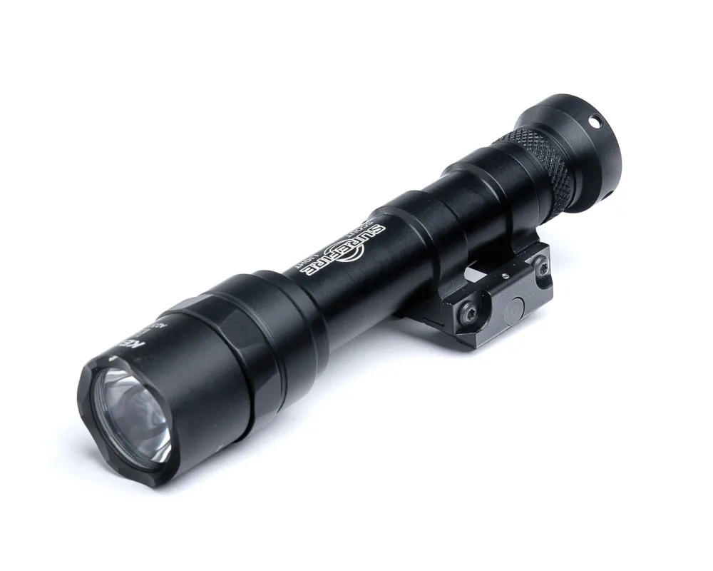 Surefire Asevalot ^ M600U Scout Light asevalo, 1000 lm