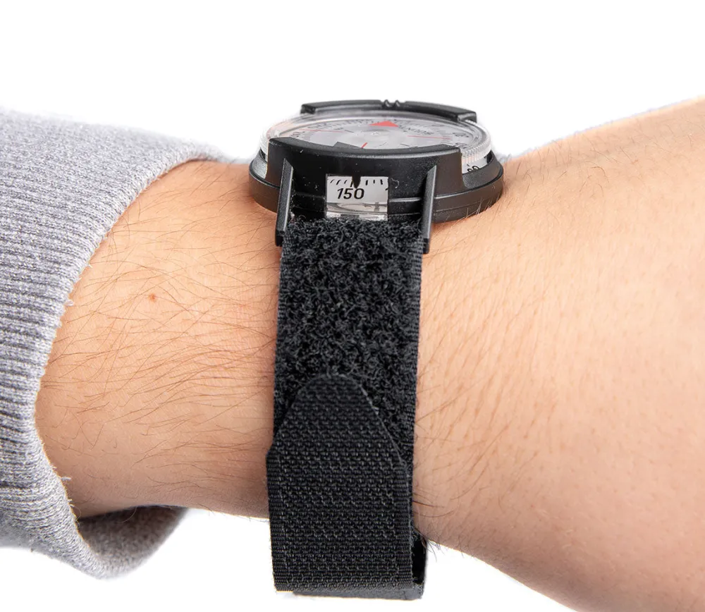 Suunto Suunnistaminen ^ M-9 NH rannekompassi