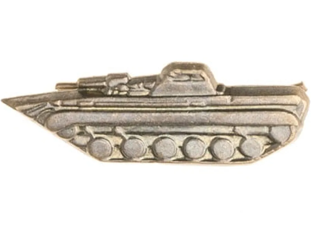 Czechoslovakia Tunnukset ^ Tsekkoslovakialainen aselajimerkki, metallia, ylijäämä