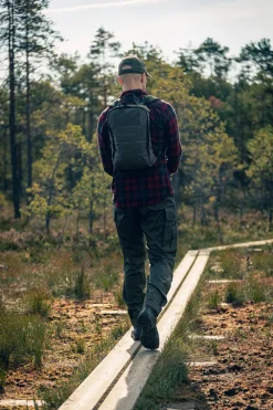 Varusteleka Reput ^ CP10 Mini-taistelureppu litteillä olkaviilekkeillä