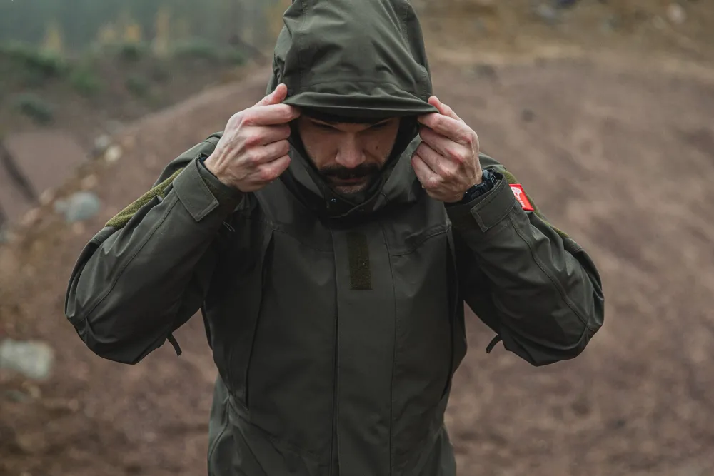 Varusteleka Takit|L6 Waterproof Shell ^ L6 Hardshell-kuoritakki