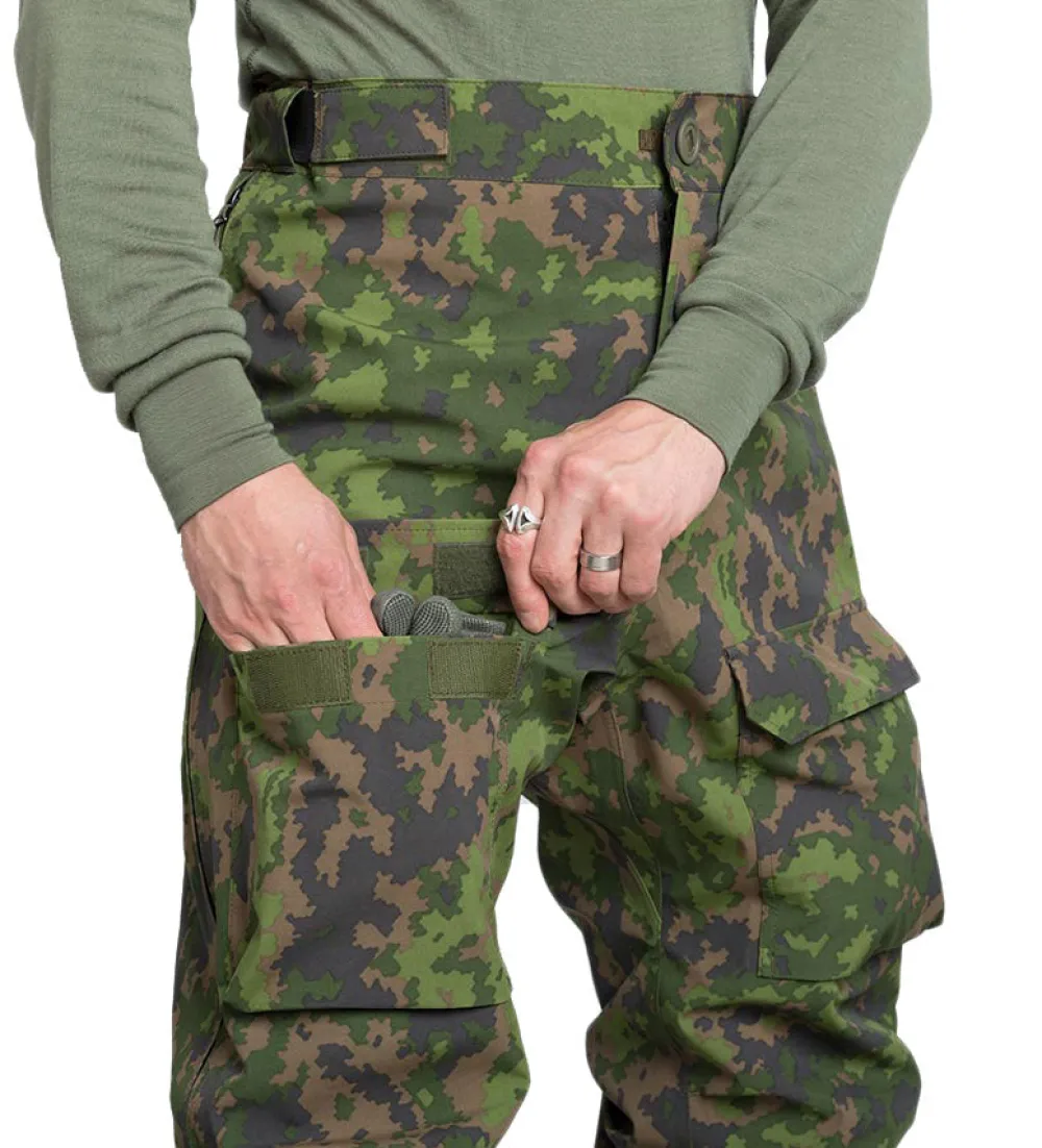 Varusteleka L6 Waterproof Shell|Housut ^ L6 Hardshell-kuorihousut