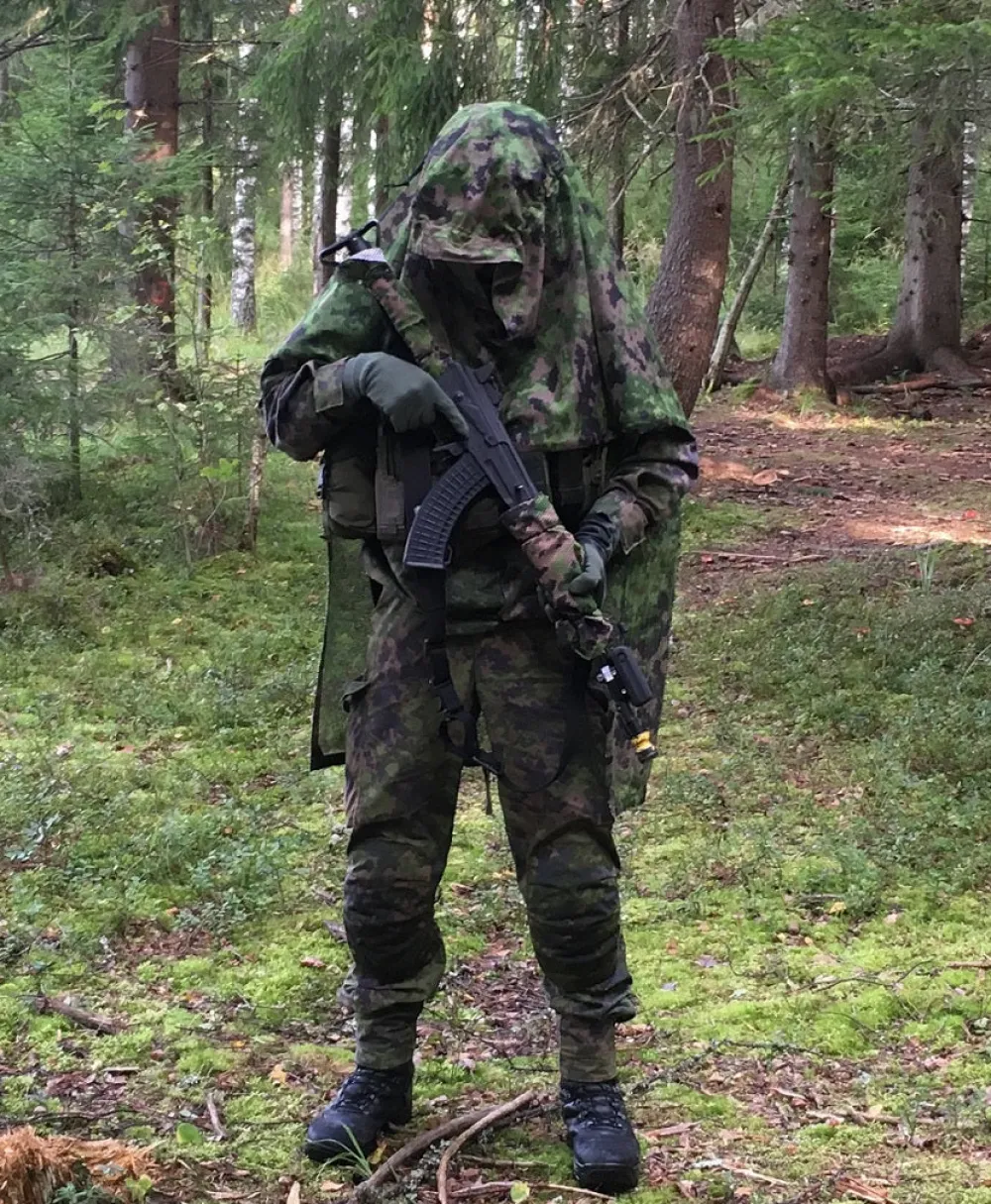 Särmä TST L7 Camouflage Layer|Naamiointi ^ Varusteleka L7 naamioviitta
