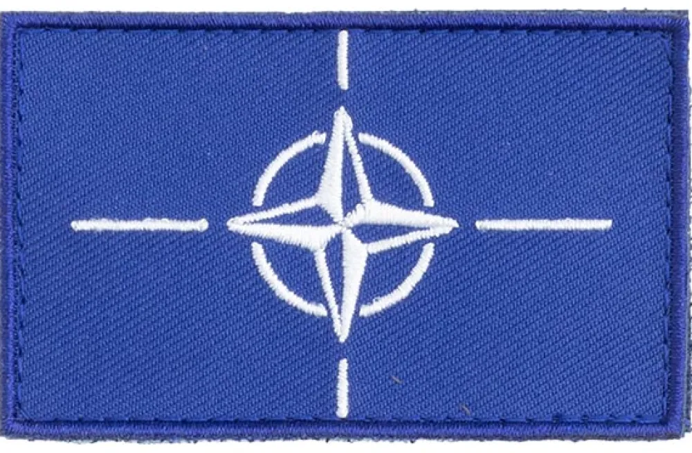 Varusteleka Moraalimerkit Ja Heijastimet ^ NATO hihalippu, 77 x 47 mm