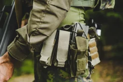 Varusteleka Taskut ^ Pistoolin lipastasku