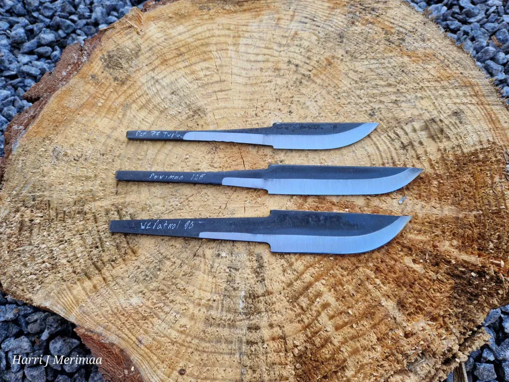 Woodsknife Puukot Ja Veitset ^ Perinnepuukko 77, tumma